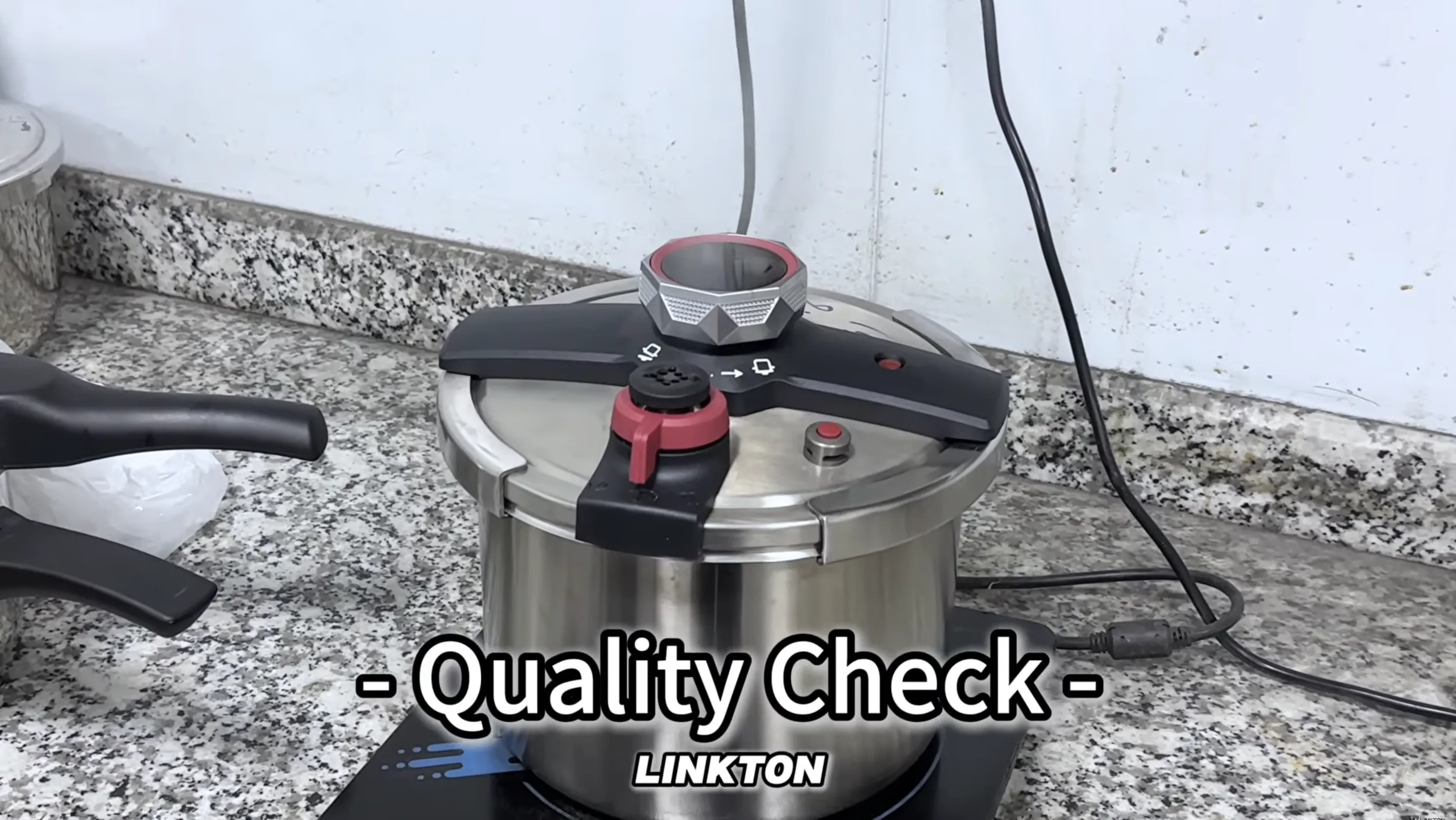 Inspección de seguridad de la fábrica de ollas a presión